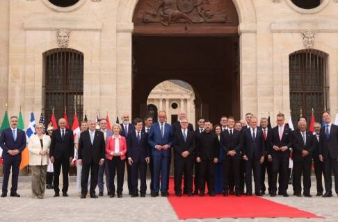 UCRAINA, A PARIGI NASCE LA COALIZIONE EUROPEA ANTIBALISTICA