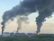 UCRAINA, PIOGGIA DI DRONI SU MOSCA: COLPITA LA RAFFINERIA