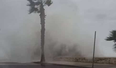 TEMPESTA HARRY, ALLERTA ROSSA AL SUD E SULLE ISOLE